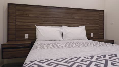 Simple-Interior-Bedroom-Design-Of-A-Hotel-Room