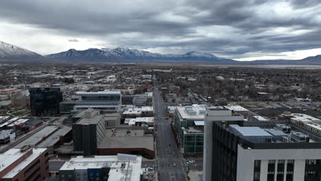 Luftaufnahmen-In-Der-Innenstadt-Von-Provo,-Utah-Im-Winter