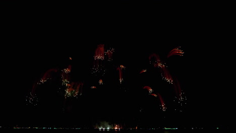 Bursting-pyrotechnic-display-for-the-Pattaya-international-Fireworks-Festival-2023,-held-in-Chonburi-province-in-Thailand