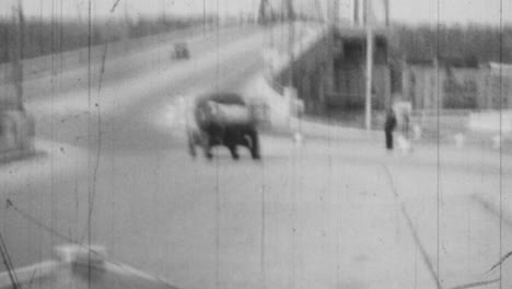 Oldtimer-Fahren-In-Den-1930er-Jahren-Auf-Der-George-Washington-Bridge-In-New-York