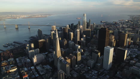 Aerial-shot-overlooking-the-sunlit-cityscape-of-San-Francisco,-California,-USA
