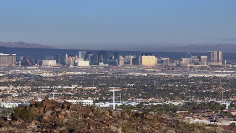 Aufsteigende-Luftaufnahme-Des-Las-Vegas-Strip