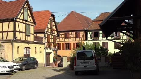 On-the-Alsace-Wine-Route,-in-a-vineyard-setting,-Hunawihr-is-a-typical-Alsatian-village,-classified-among-the-Most-Beautiful-Villages-in-France