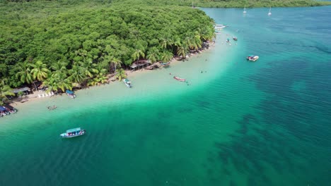Aerial-view-of-Estrella-beach-located-in-the-Caribbean-Sea-in-Bocas-del-Toro,-Panama