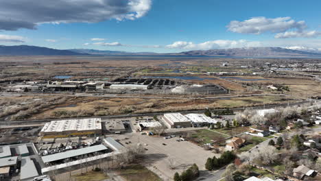 Vista-Aérea-Del-Parque-Industrial-En-Provo-Utah