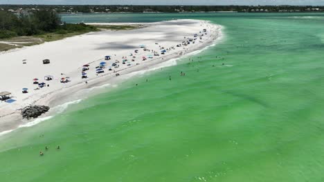 Drone-view-of-beachgoers-in-Florida