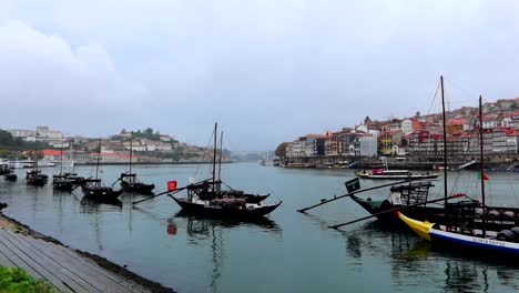 Traditional-Rabelo-boats-on-Douro-River.-Porto,-Portugal
