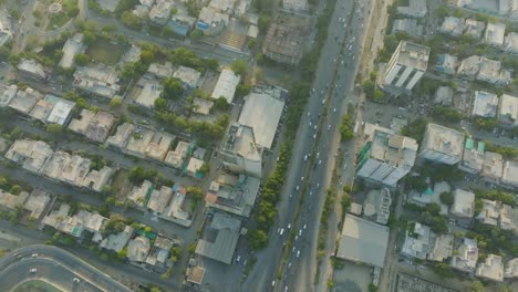 Aerial-View-of-Shahrah-e-Faisal-road,-Karachi