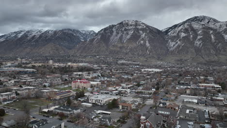 Bergleben-In-Provo,-Utah,-Luftaufnahme