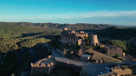 Castle-and-Collegiate-church-of-San-Vicente-de-Cardona-with-town-behind