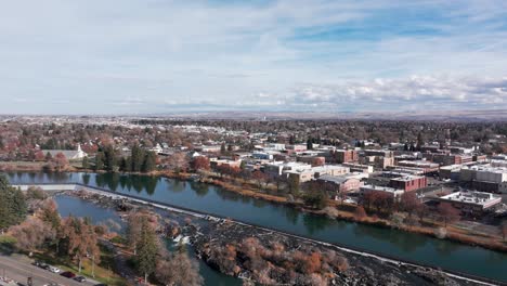 Drone-flyover-of-the-Idaho-Falls-from-the-Snake-River-in-Idaho-Falls,-Idaho