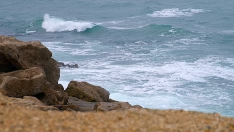 Angry-sea-in-slow-motion-on-the-Jurassic-Coast