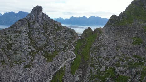 Djevelporten-Hiking-Trail-to-Viewpoint-in-Svolvaer,-Lofoten-Islands,-Norway---Aerial-4k