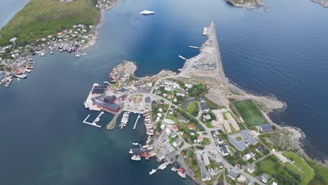 Reine-Aerial-View-at-Reinebringen,-Lofoten-Islands-Archipelago,-Norway,-Scandinavia---4k-Reveal-Tilting-Up