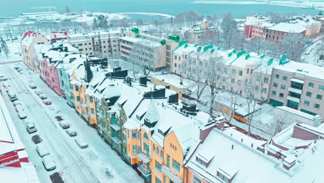 Huvilakatu-street-in-Helsinki,-Finland-on-a-cold-winter-day