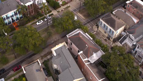 Birds-eye-view-of-homes-in-New-Orleans,-Louisiana