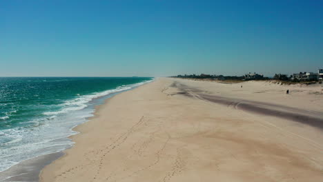 Experience-the-exquisite-beauty-of-Southampton-Beach-in-The-Hamptons,-New-York