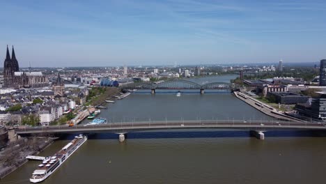 Panoramic-aerial-of-Cologne-city-skyline,-Germany