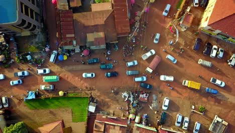 Cars-In-Traffic-Jam-On-Road-Junction-In-Kampala-City,-Uganda