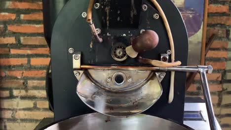 Coffee-grinder-machine