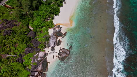 Seychellen-Exotischer-Weißer-Sandstrand,-Leerer-Strand