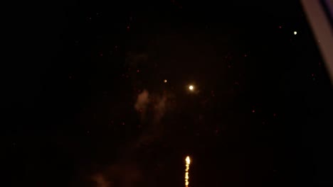 4k-Silvesterfeuerwerk-Feier-Feuerwerk-Hintergrund