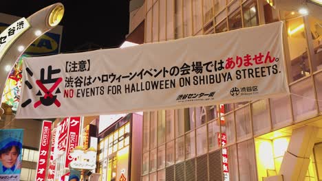 Halloween-Cancellation-in-Shibuya,-Tokyo-by-Mayor-Ken-Hasebe-due-to-overcrowding