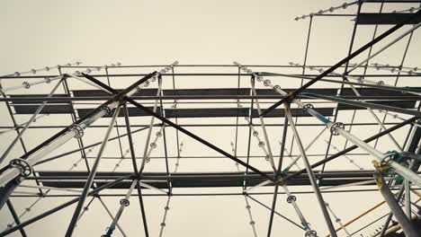 looking-up-push-in-shot-of-a-tall-scaffolding-structure