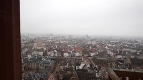 Una-Vista-Panorámica-De-La-Ciudad-De-Estrasburgo-En-Francia-Desde-El-Mirador-De-La-Catedral-De-Estrasburgo