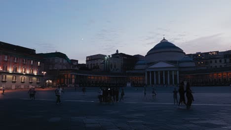 Twilight-at-Piazza-del-Plebiscito,-Naples---Panoramic-view