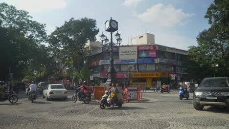 Panoramic-view-of-Clock-Tower-DB-road-street-view-and-traffic-RK-Puram