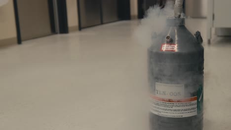 Production-of-Vapor-During-the-Transfer-of-Liquid-Nitrogen-from-a-Storage-Tank-to-a-Dewar---Close-Up