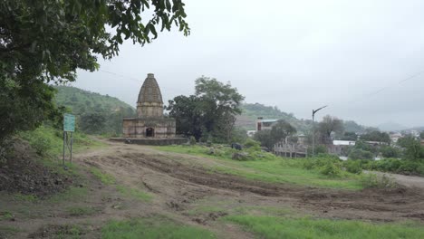 Hindu-Tempel-An-Abgelegenen-Orten-In-Indien