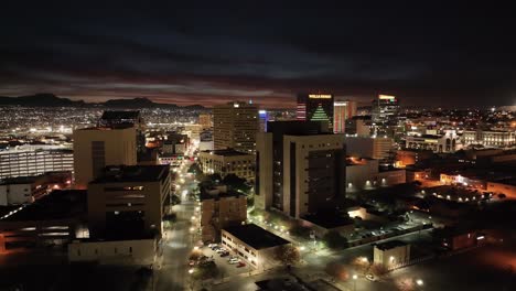 El-Paso,-Texas-skyline-at-night-with-drone-video-moving-right-to-left