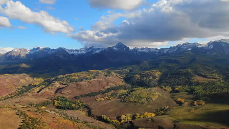 Colorful-Colorado-Million-Dollar-Highway-Mount-Sniffels-Wilderness-Dallas-Range-aerial-cinematic-drone-sunny-morning-autumn-fall-colors-San-Juans-Ridgway-Ralph-Lauren-Ranch-14er-forward-motion