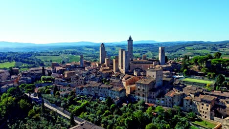 San-Gimignano,-Toscana,-Italia-Con-Su-Famosa-Torre-Medieval