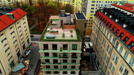 Dach-Typischer-Gebäude-Im-Stadtbild-Von-Schweden