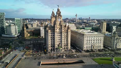 Liver-Building-Approach-on-a-sunny-morning,-Liverpool