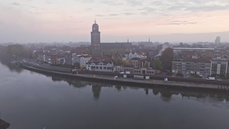 Foggy-morning-above-the-City-of-Deventer