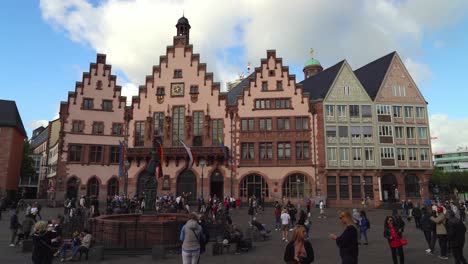 At-the-heart-of-the-Altstadt---Frankfurt’s-old-town---you'll-find-the-Römerberg-Square---one-of-the-city's-most-familiar-attractions