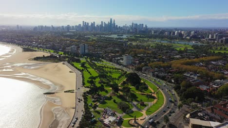 Just-6km-south-of-Melbourne's-CBD,-St-Kilda-Beach-offers-a-picturesque-view-of-Melbourne's-city-skyline