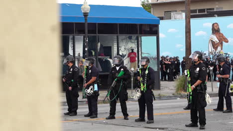 Bloqueo-Policial-Durante-La-Protesta-Black-Lives-Matter-En-Los-Ángeles,-California,-EE.UU.