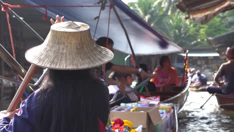 Mercado-Flotante,-Tailandia