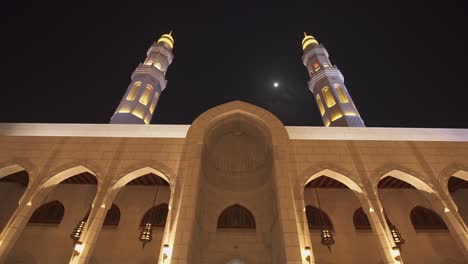 Große-Sultan-Qaboos-Moschee