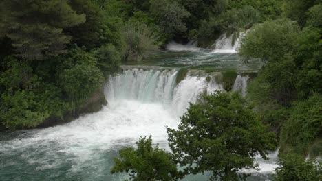 Slowmotion-shot-4k-of-waterfall-in-the-Krka-National-Park-in-Croatia,-Sibenik