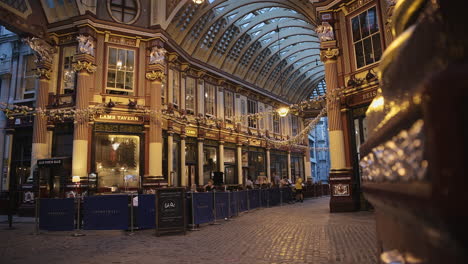 Leadenhall-Market-in-the-City-of-London-with-quiet-and-empty-roads-during-Coronavirus-lockdown-during-Covid-19-pandemic-in-London,-England