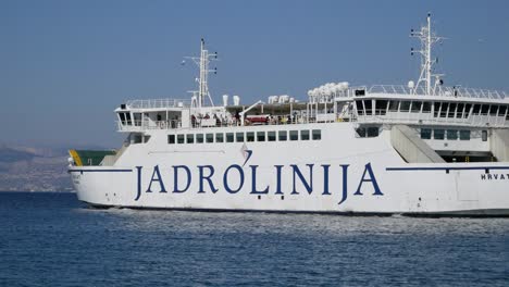 Jadrolinija-car-ferry,-close-up
