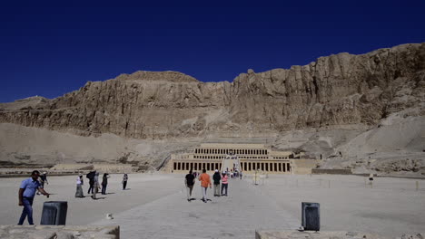 Tempel-Der-Königin-Hatschepsut-Im-Tal-Der-Könige-In-Ägypten