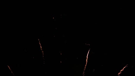 Funkelndes-Buntes-Licht-Erhellt-Den-Nachthimmel-Eines-Beliebten-Touristenziels-In-Südostasien-Für-Ein-Internationales-Feuerwerksfestival