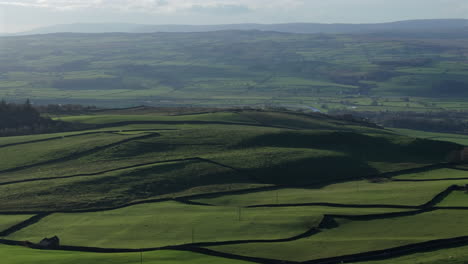 Establishing-Drone-Shot-of-Yorkshire-Dales-Fields-and-Landscape-UK